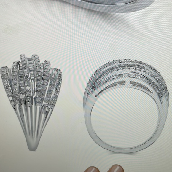 Diamond Multi-Row cluster ring - Picture 3 of 3